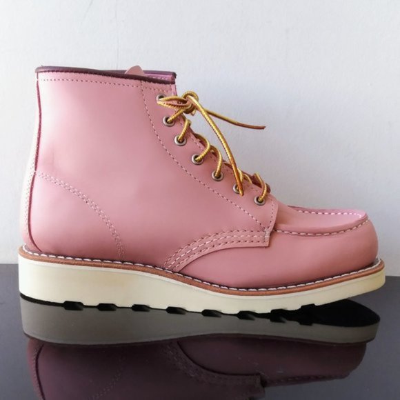 Red Wing Heritage Women's Classic Boot in Rose Boundary Leather Made in USA - Picture 2 of 11